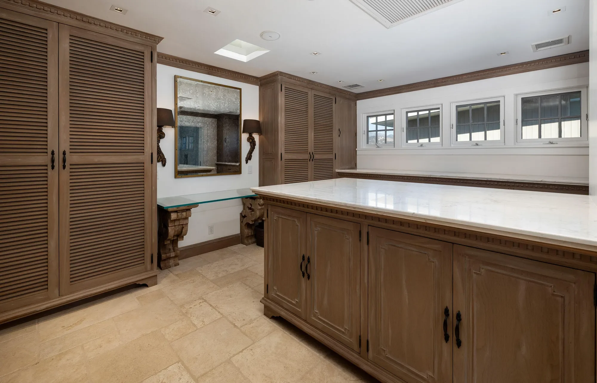 571 Sand Point Road, Carpinteria, California, United States. - Photo 15