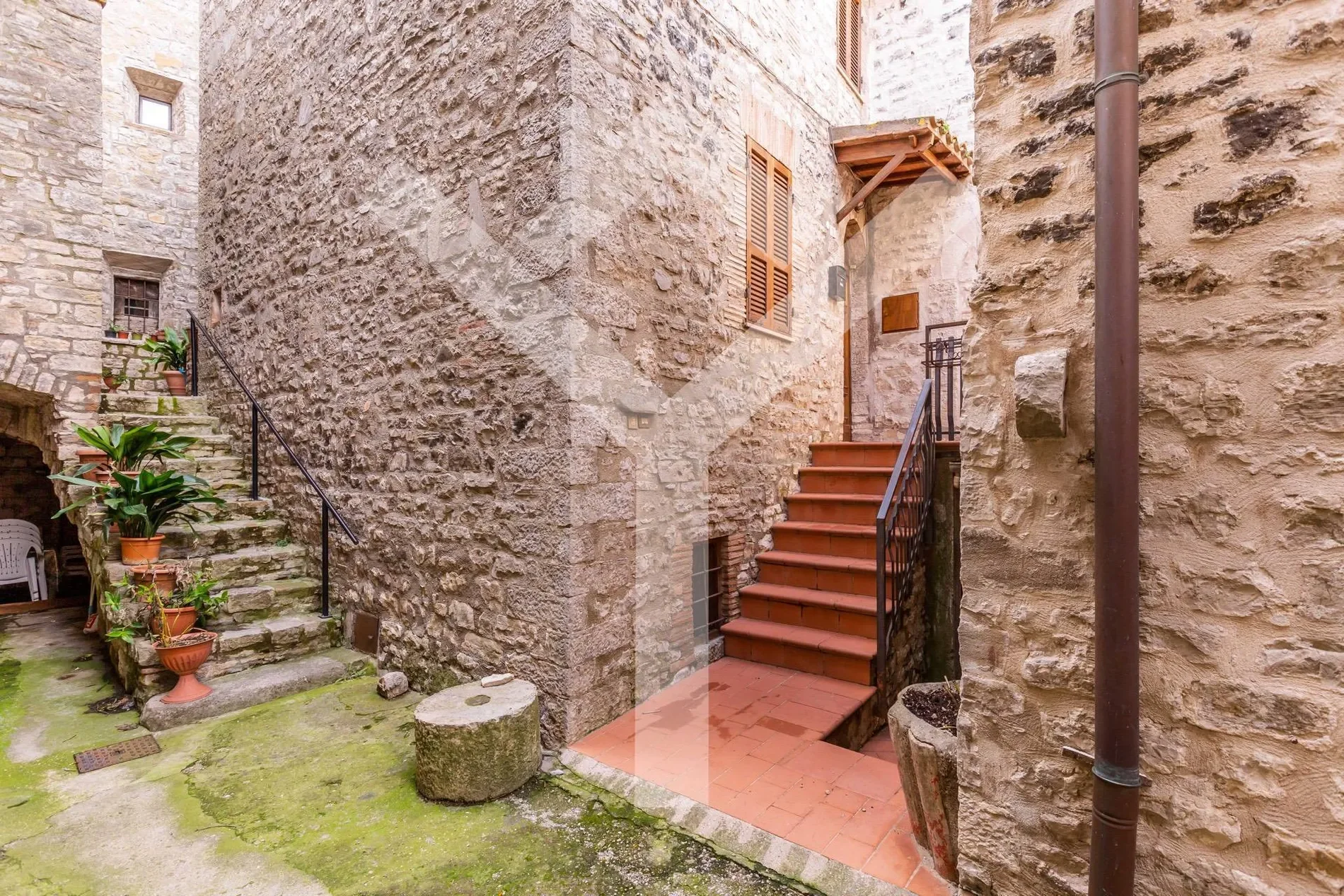 Todi Localita Izzalini, Izzalini, Umbria, Italy. - Photo 39