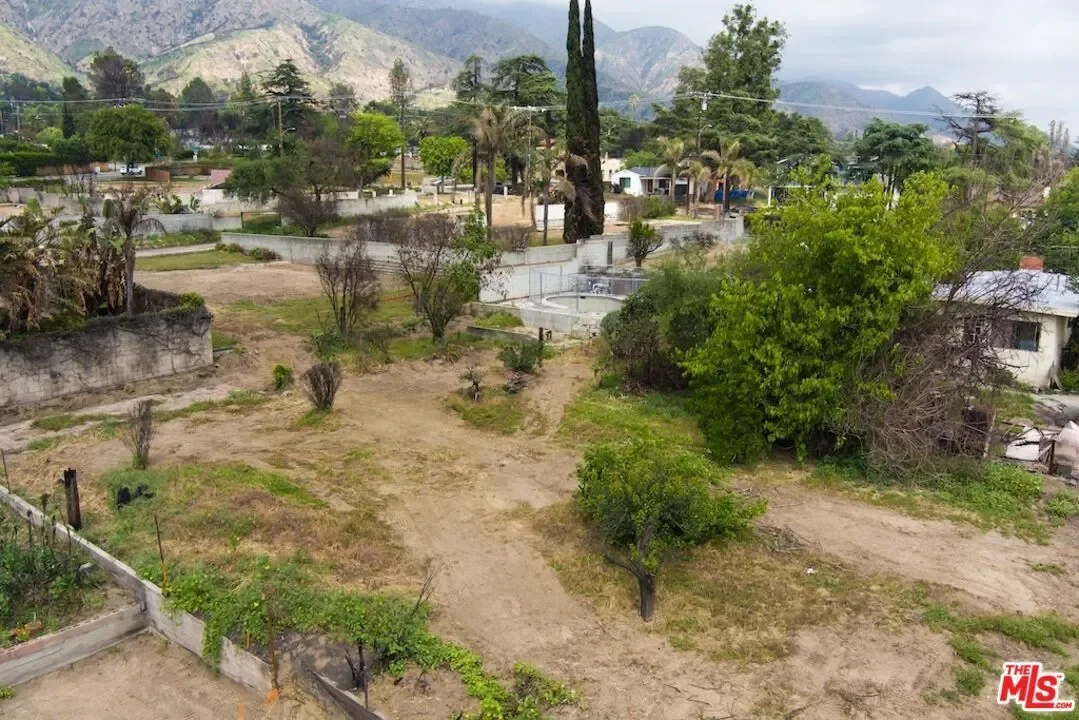 3359 Glenrose Ave, Altadena, California, United States. - Photo 25