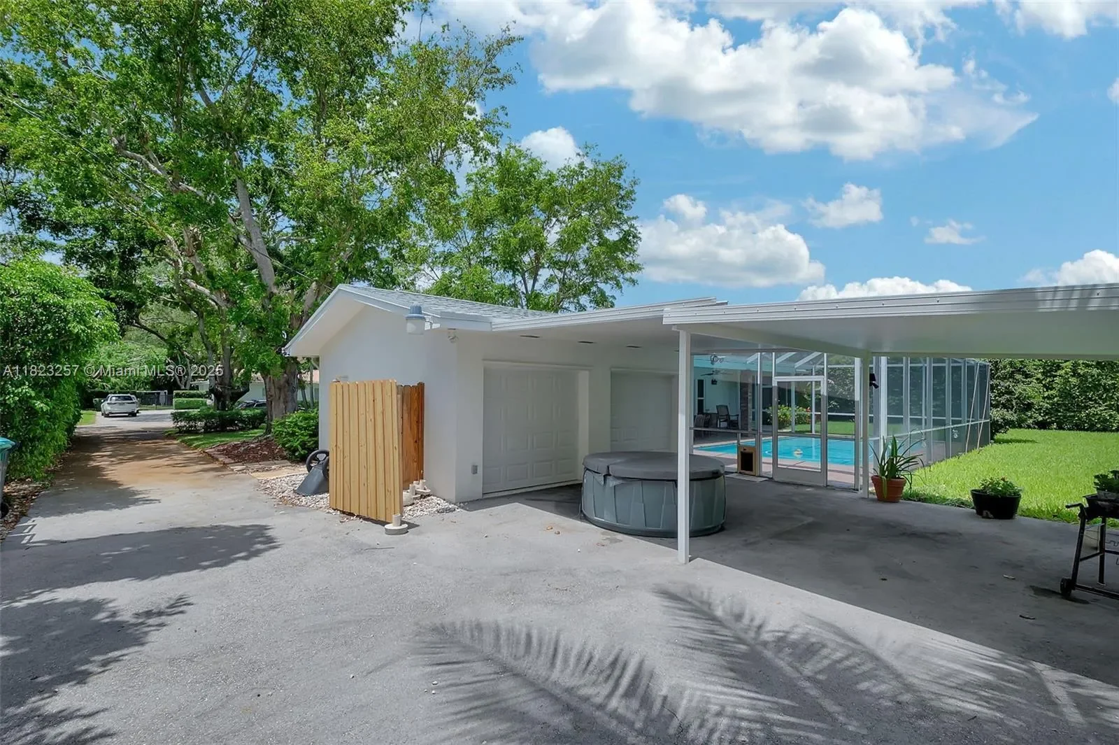 7340 SW 123rd Ter, Coral Gables, Florida, United States. - Photo 24
