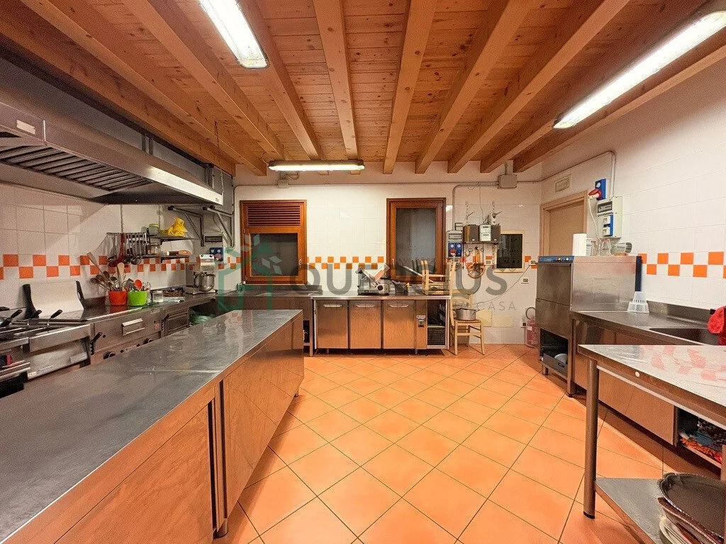 Gallery photo 1