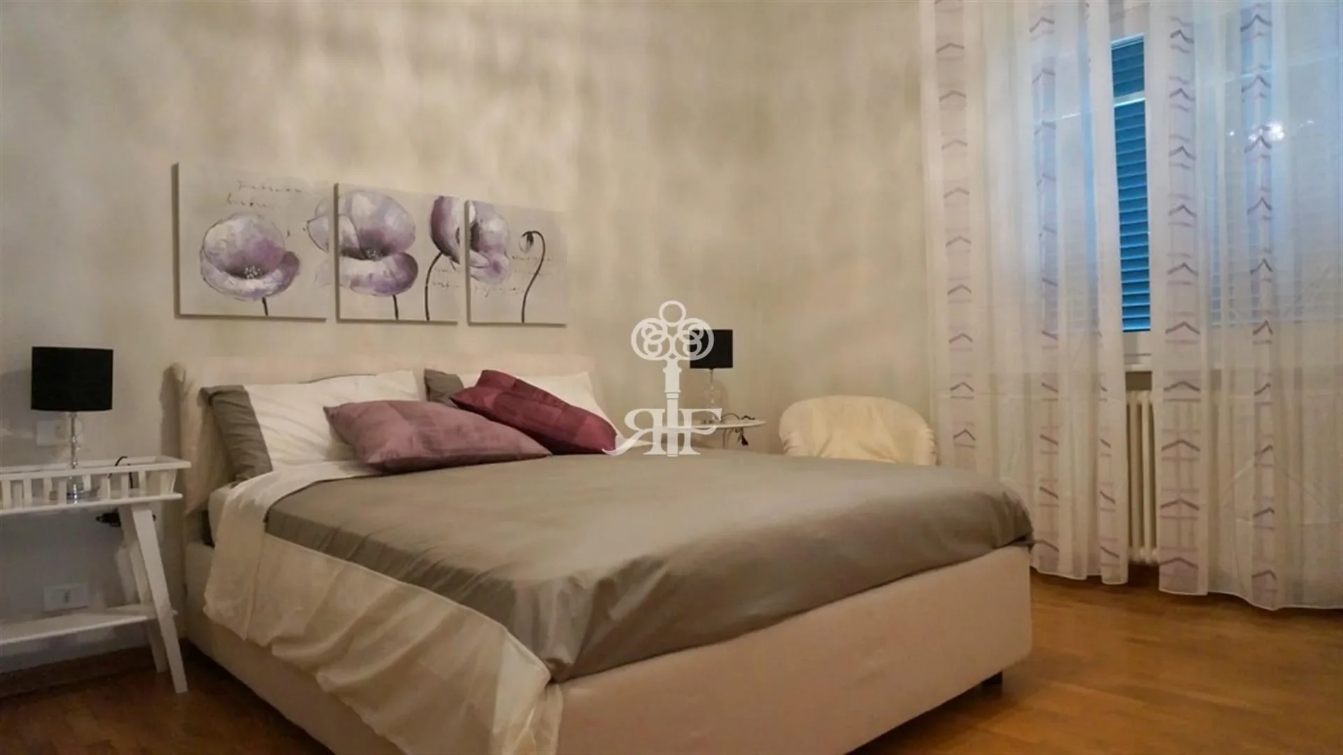 Gallery photo 10