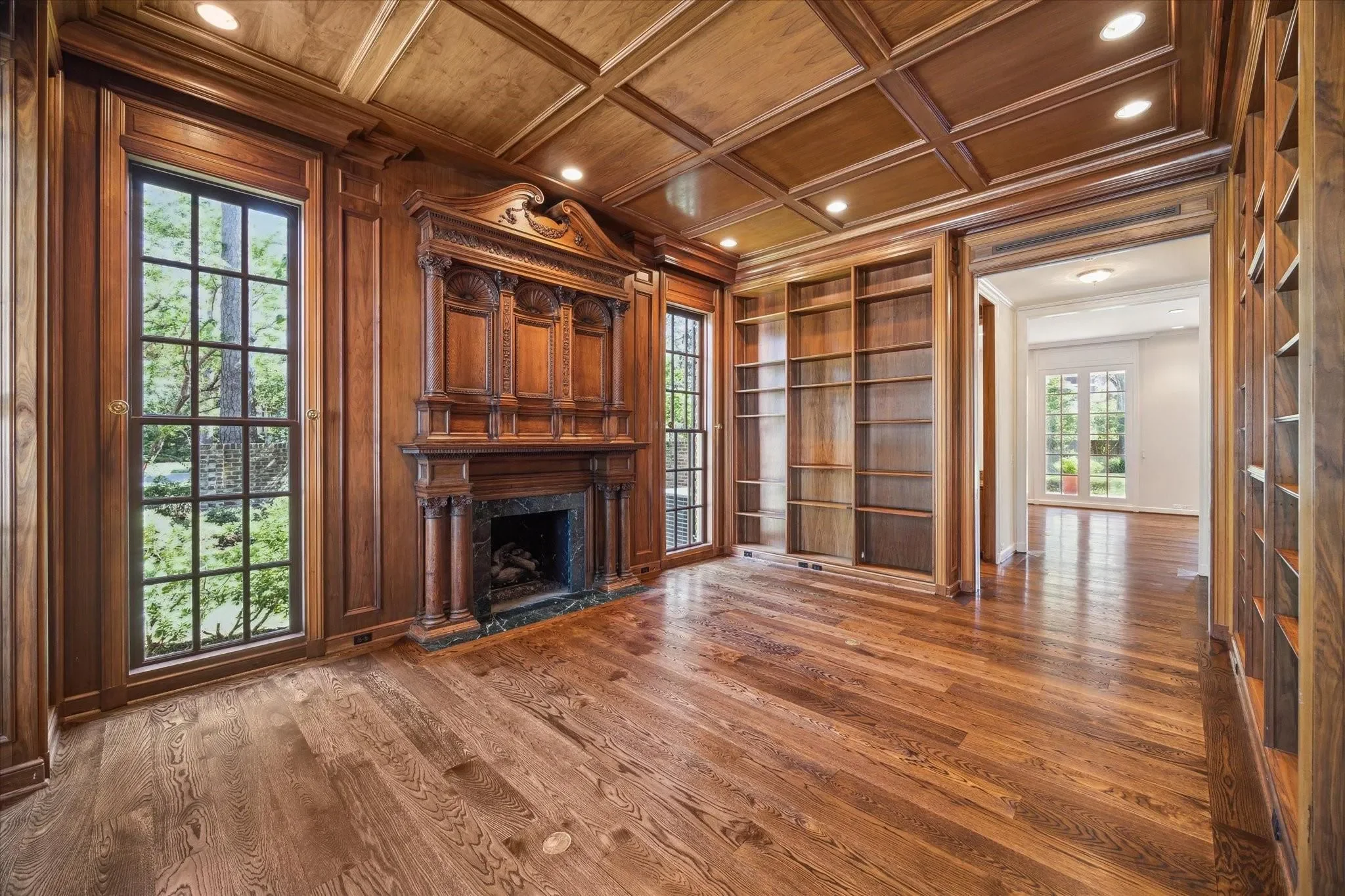3665 Knollwood Street, Houston, Texas, United States. - Photo 6