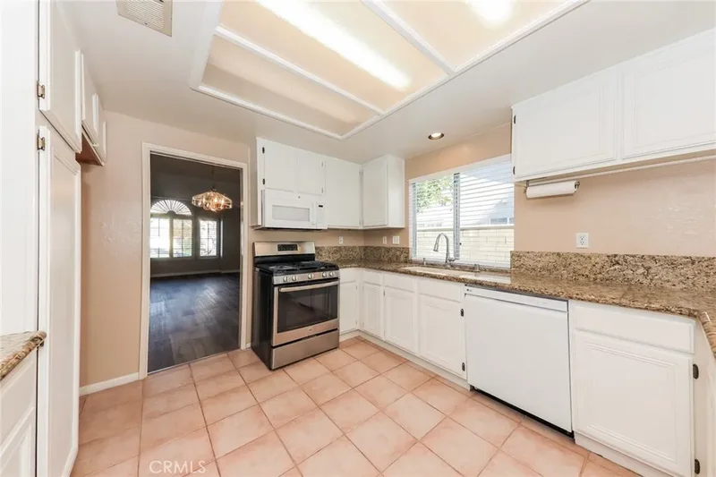 620 Walnut, Corona, CA 92881, Corona, California, United States. - Photo 10