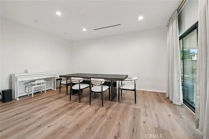 15937 Londelius Street, Los Angeles, California, United States. - Photo 12