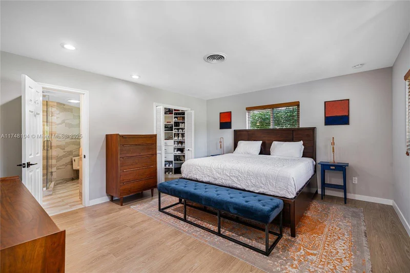 9280 NE 12th Ave, Miami, Florida, United States. - Photo 3
