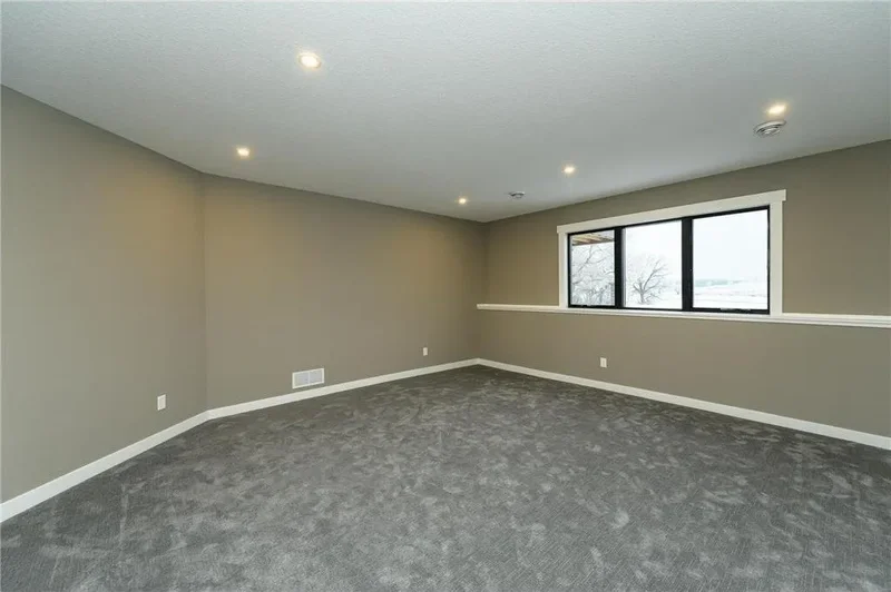4980 Royal Oaks Circle SW, Rochester, MN, 55902, USA, Rochester, Minnesota, United States. - Photo 38