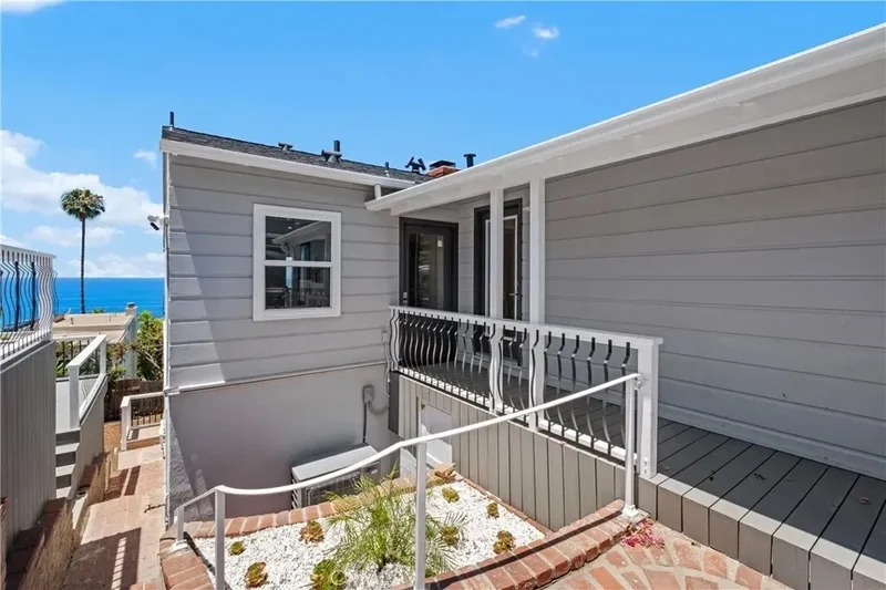 2961 Rounsevel, Laguna Beach, California, United States. - Photo 20