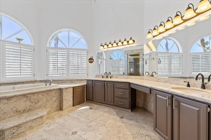 2110 Americas Cup Circle, Las Vegas, Nevada, United States. - Photo 35