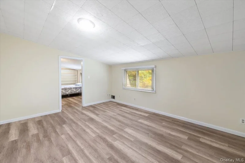 107 Tennyson Drive, Nanuet, NY 10954, Nanuet, New York, United States. - Photo 26