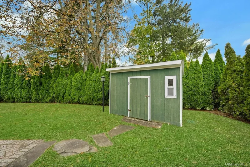1 Echo Bay Place, New Rochelle, New York, United States. - Photo 21