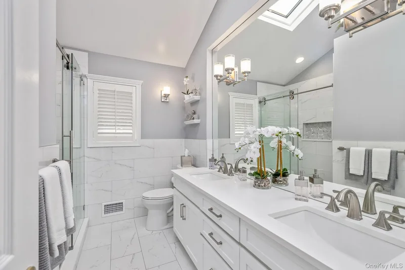 74 Lauren Avenue, Dix Hills, NY 11746, Huntington Station, New York, United States. - Photo 17