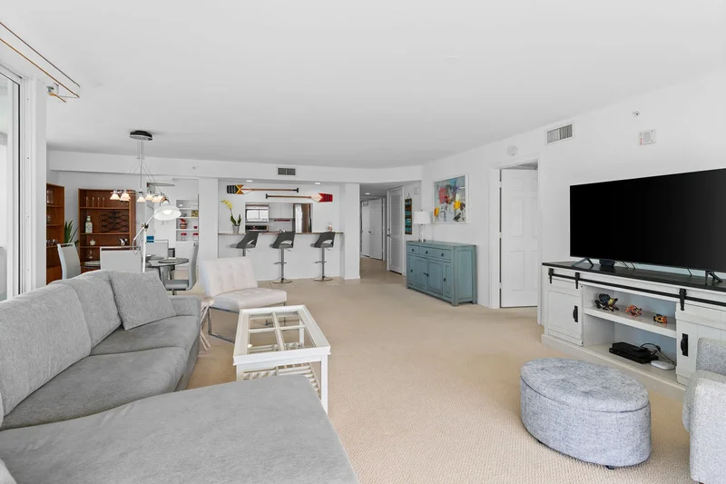 21 Bluebill Avenue , 904B, Naples, FL 34108, Naples, Florida, United States. - Photo 11