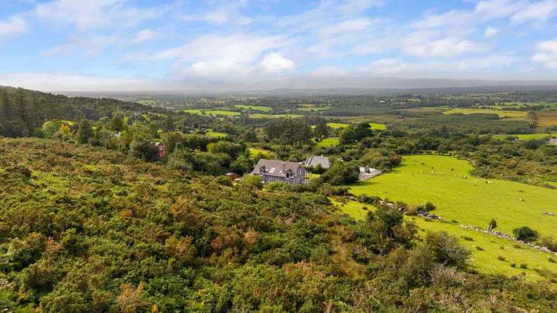 Alder Dunloe Upper Beaufort, Killarney, KY V93 NN84, Beaufort, County Kerry, Ireland. - Photo 4