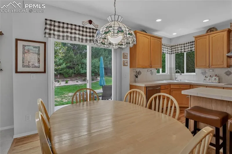 10259 Peach Blossom Trail, Colorado Springs, CO 80920, Colorado Springs, Colorado, United States. - Photo 10