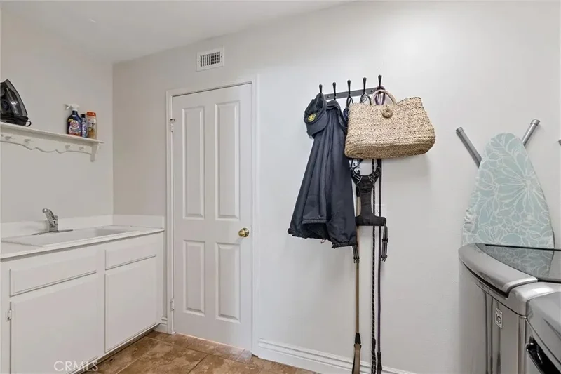 26056 Ohara Lane, Stevenson Ranch, California, United States. - Photo 36