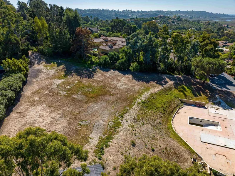 4397 Camino Privado, Rancho Santa Fe, CA 92067, Rancho Santa Fe, California, United States. - Photo 18