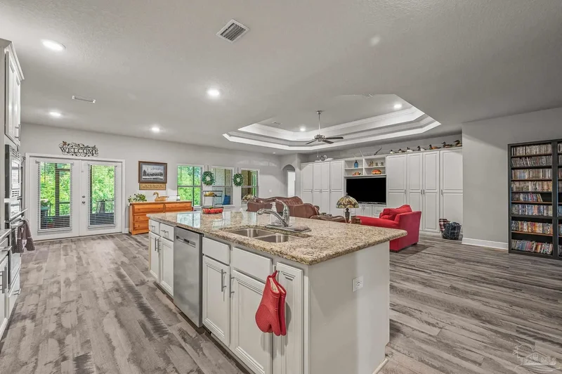 8056 Stream Ridge Rd, Pensacola, FL 32526, Pensacola, Florida, United States. - Photo 25