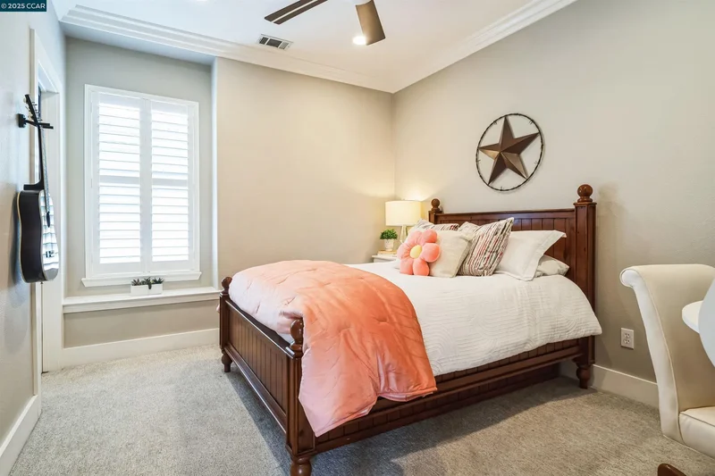 2261 Genoa St, Danville, California, United States. - Photo 8