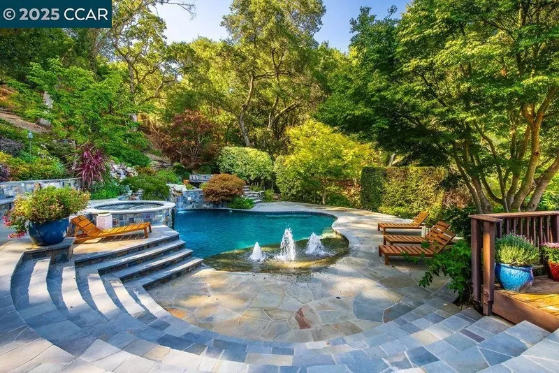 1 Scenic Lane, Orinda, California, United States. - Photo 46