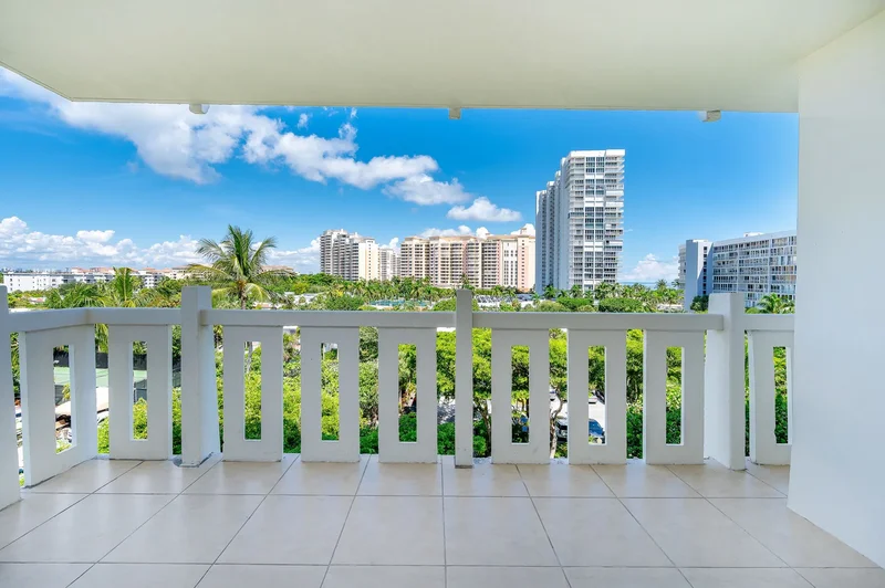 1121 Crandon Blvd Unit# E501, Key Biscayne, FL 33149, Key Biscayne, Florida, United States. - Photo 26