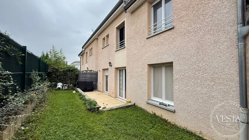 Dijon, Bourgogne-Franche-Comté, France. - Photo 18