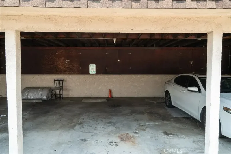 927 S Webster Avenue, Orange, California, United States. - Photo 14