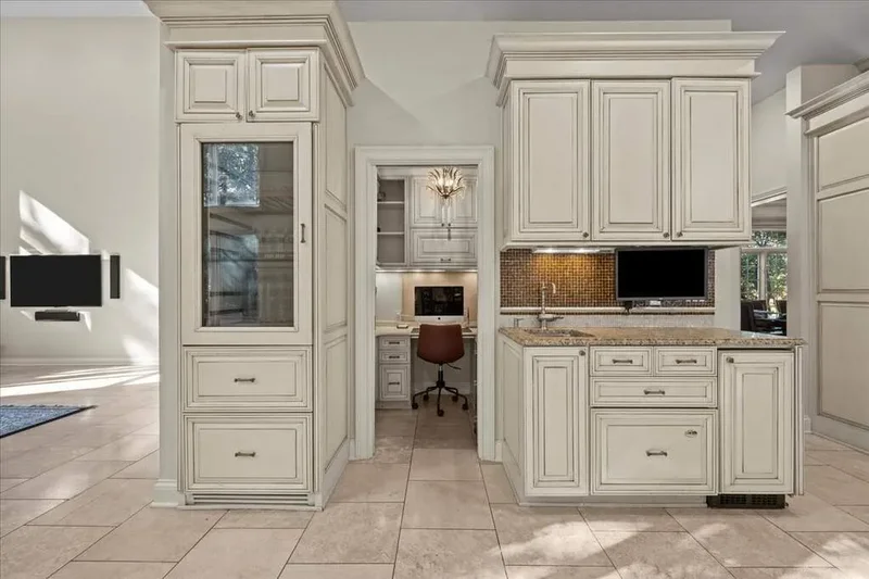 1315 Abington Cambs Drive, Lake Forest, IL, 60045, USA, Lake Bluff, Illinois, United States. - Photo 9