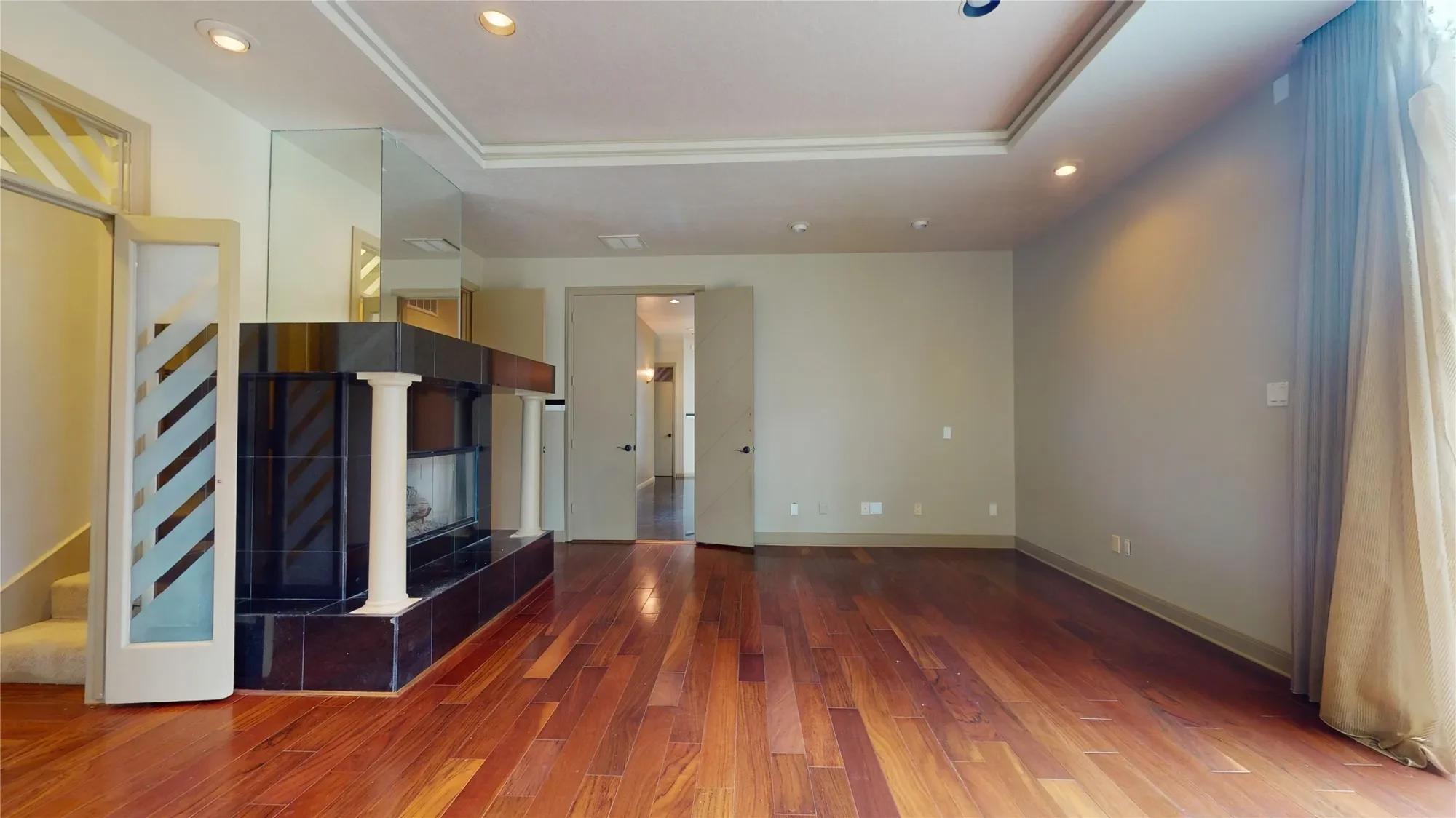 24 Autumn Crescent, The Woodlands, TX 77381, The Woodlands, Texas, United States. - Photo 13