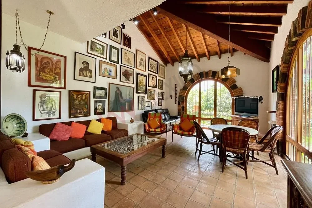Gallery photo 3