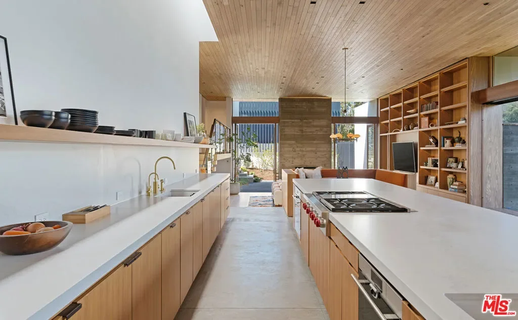 6708 Wildlife Road, Malibu, California, United States. - Photo 26