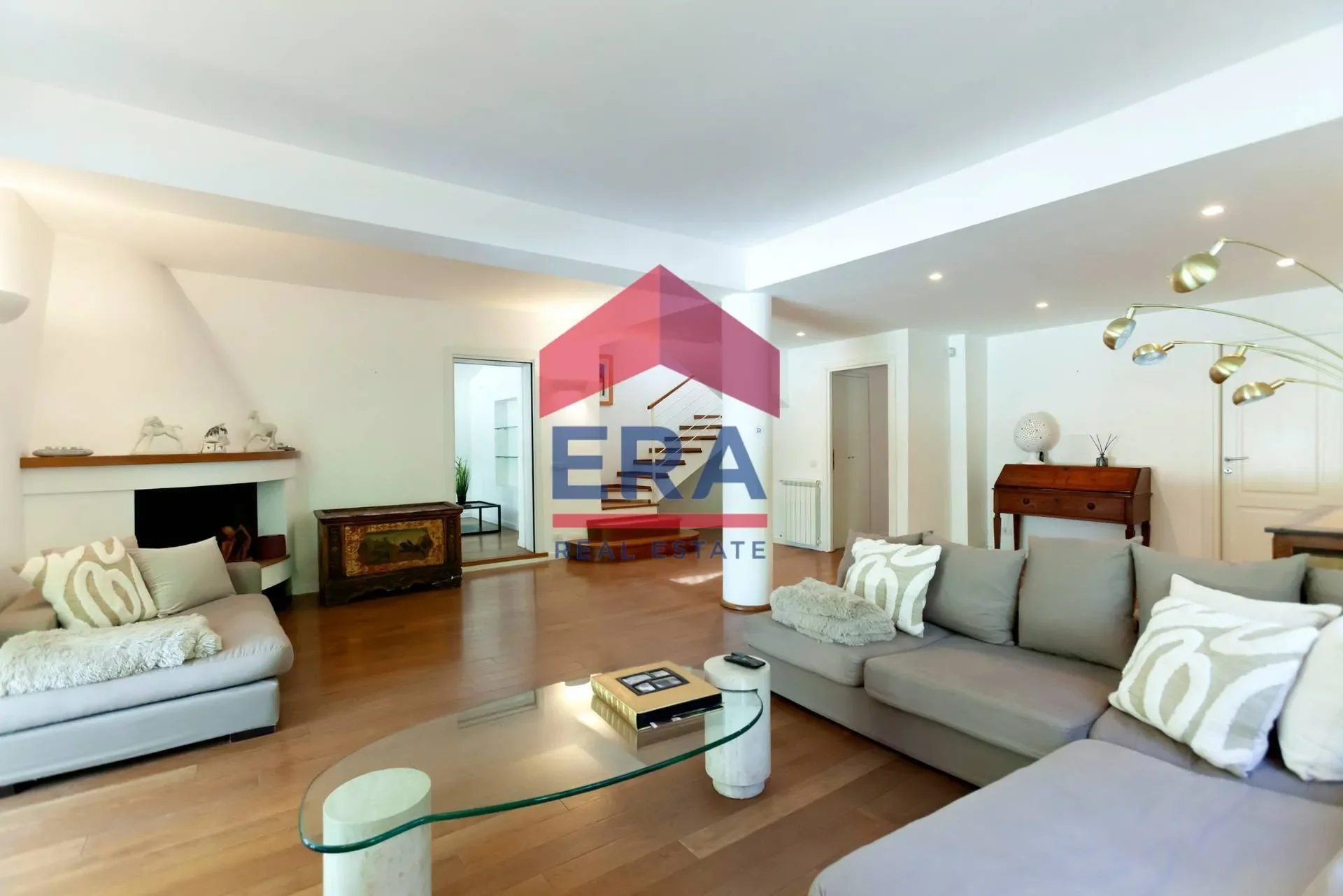 Gallery photo 11