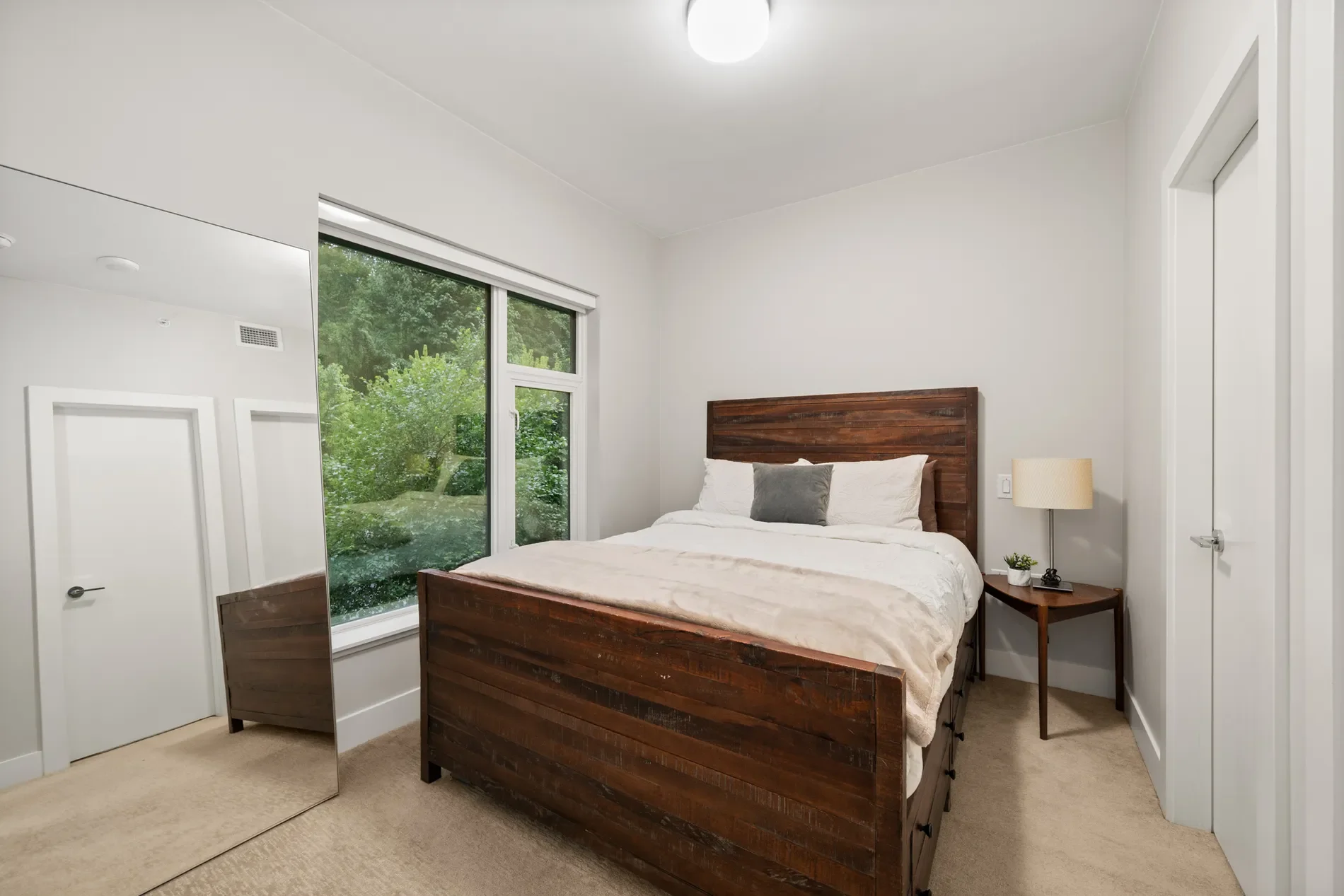 Gallery photo 3