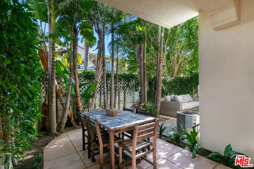 6477 Zuma View Place 125, Malibu, California, United States. - Photo 9