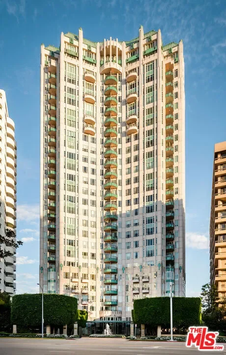 10580 Wilshire Boulevard 45, Los Angeles, California, United States. - Photo 6