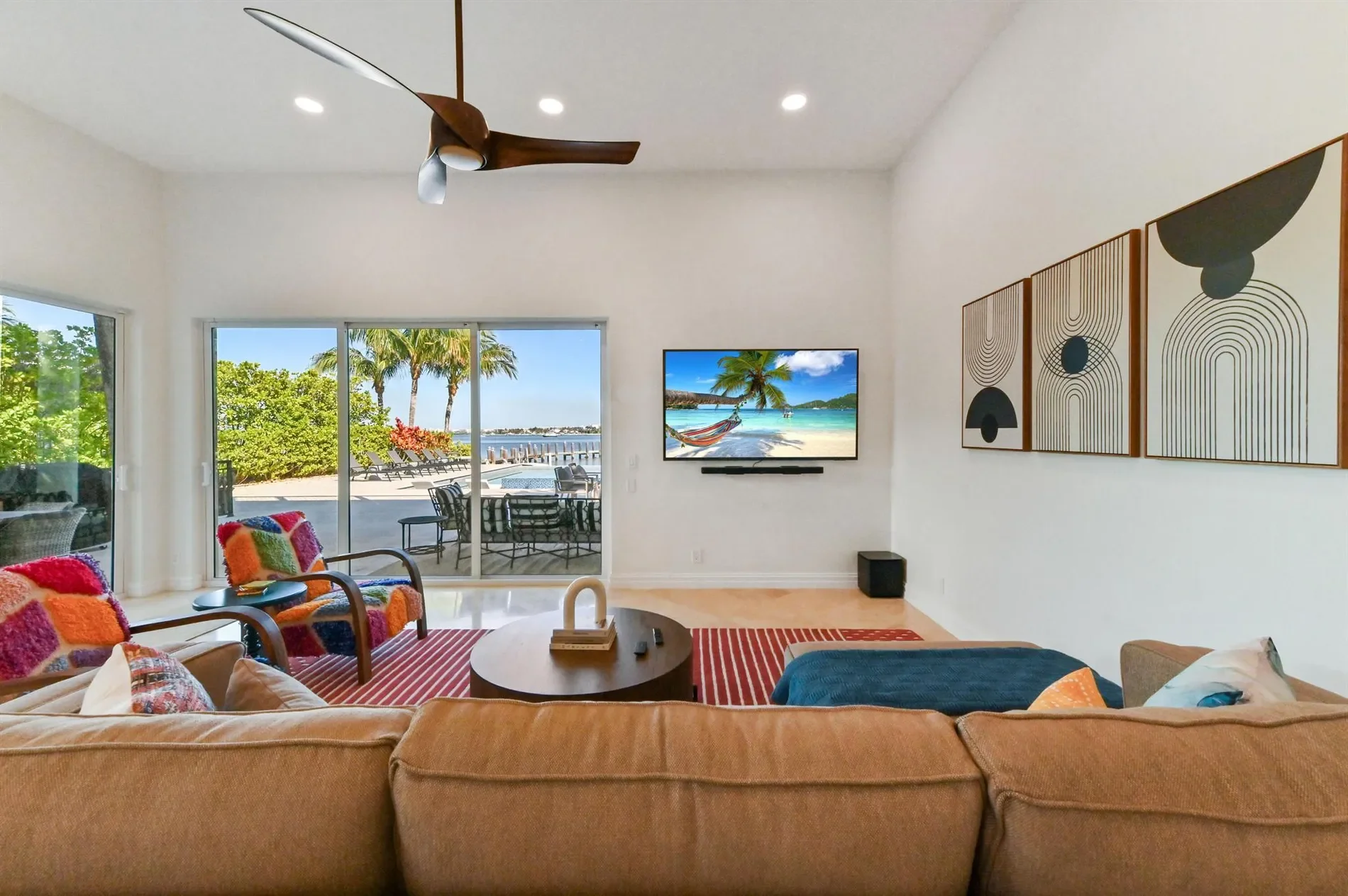 200 N Lake Drive, Lantana, Florida, United States. - Photo 16