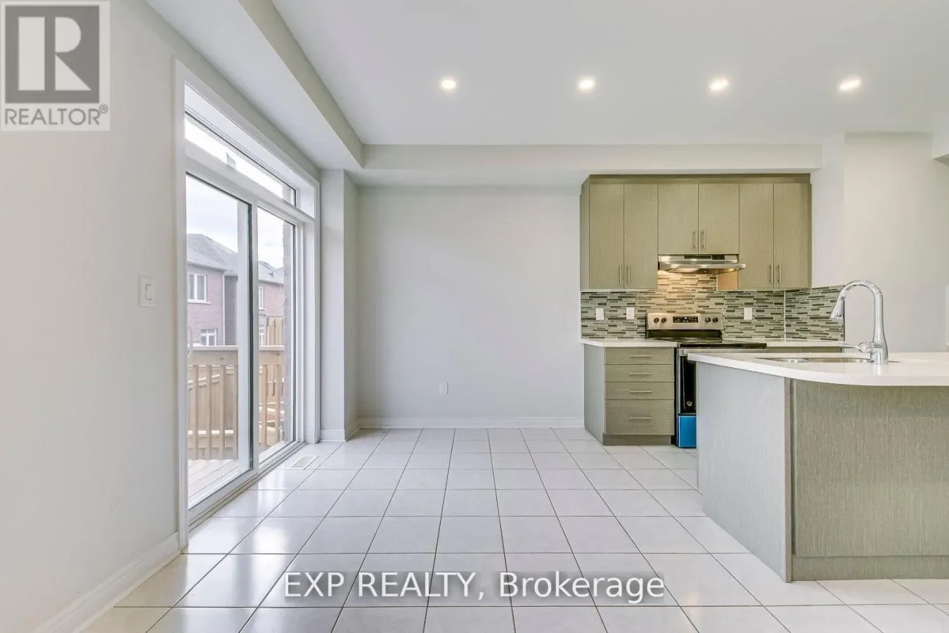 142 TOUCAN TRAIL, Oakville, Ontario, Canada. - Photo 6