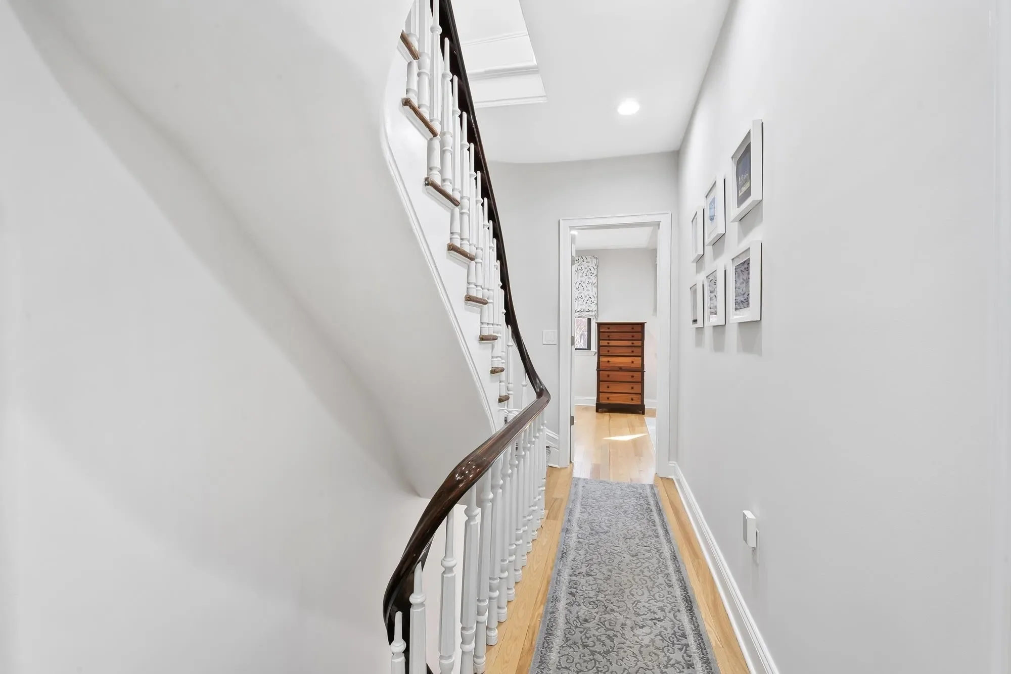 Gallery photo 11