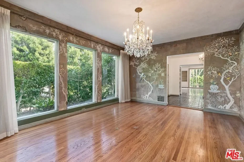 1017 Chevy Chase Drive, Beverly Hills, California, United States. - Photo 5