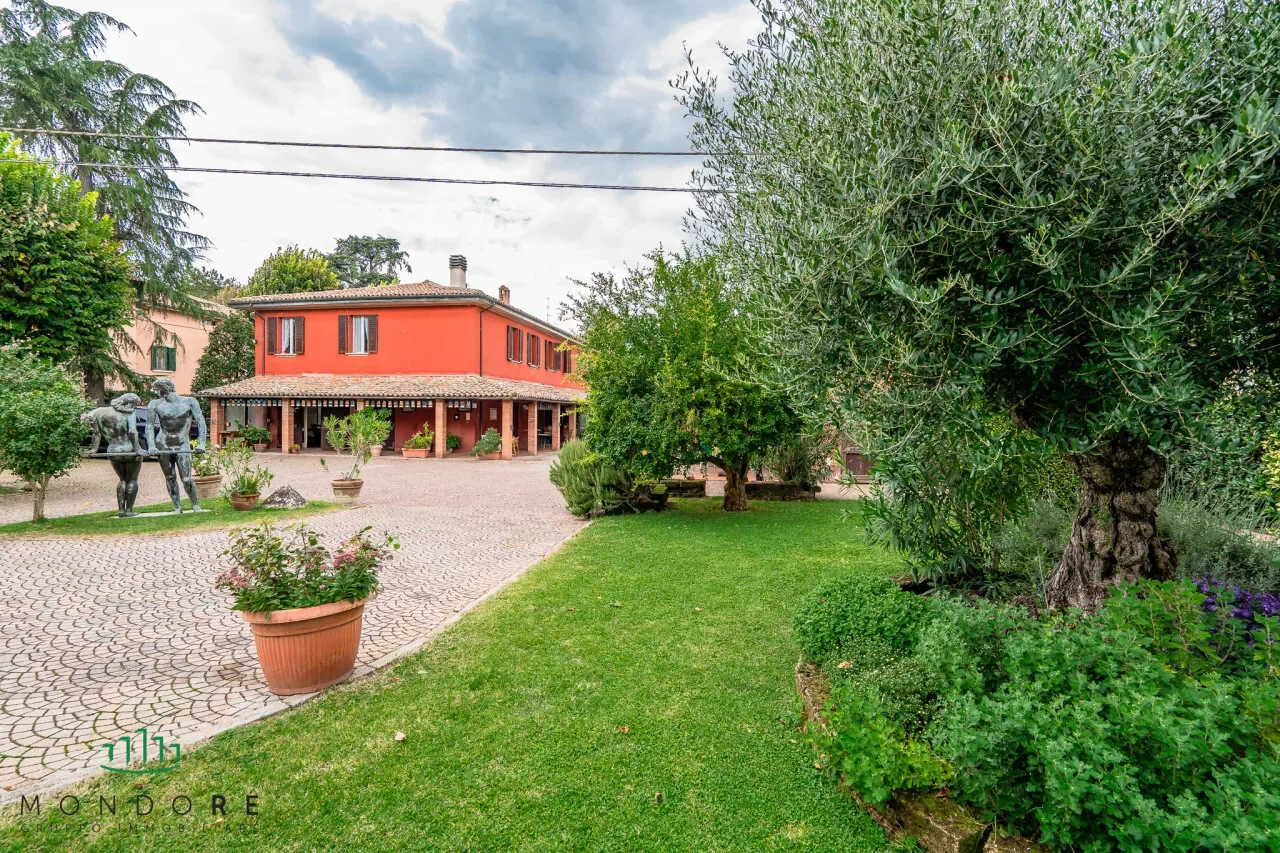 via Stradelli Guelfi, Poggio, Emilia-Romagna, Italy. - Photo 37