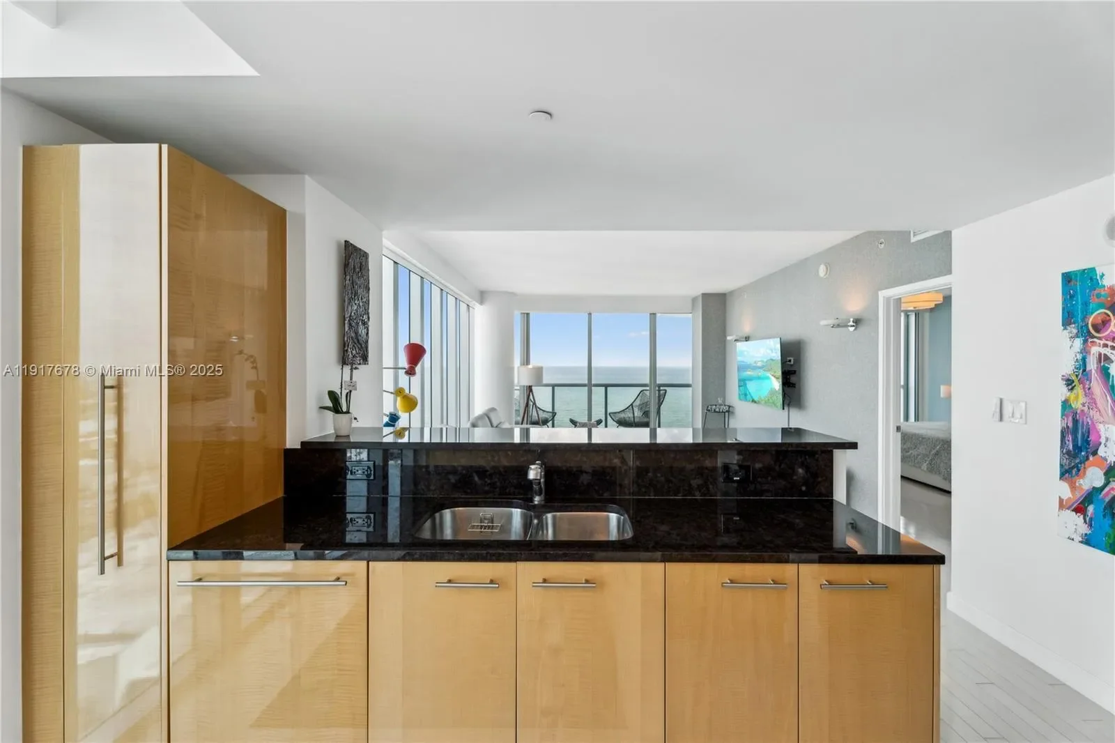 6799 Collins Ave 1602, Miami Beach, Florida, United States. - Photo 10