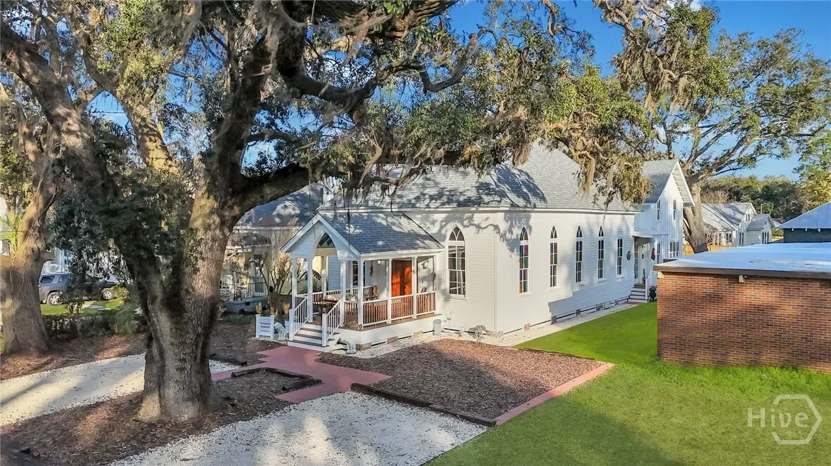 Exterior photo 11