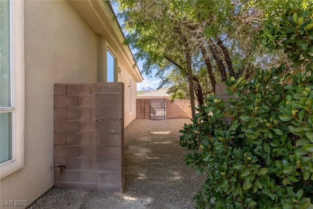 7304 Buttons Ridge Drive, Las Vegas, Nevada, United States. - Photo 54
