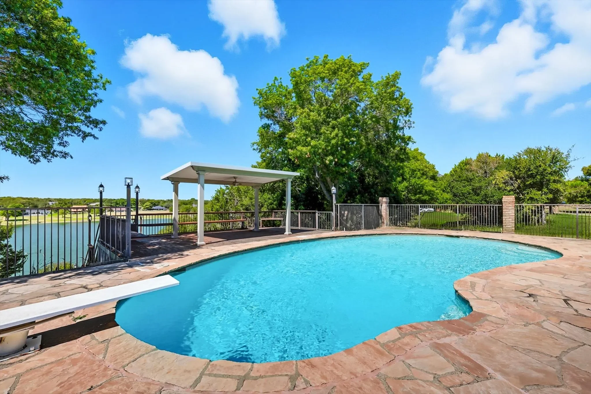 143 Lakeview Drive , Aledo, TX 76008, Aledo, Texas, United States. - Photo 38