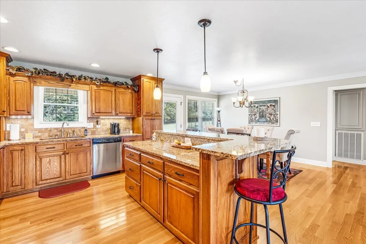 379 Hooper Road, Winchester, TN 37398, Estill Springs, Tennessee, United States. - Photo 42