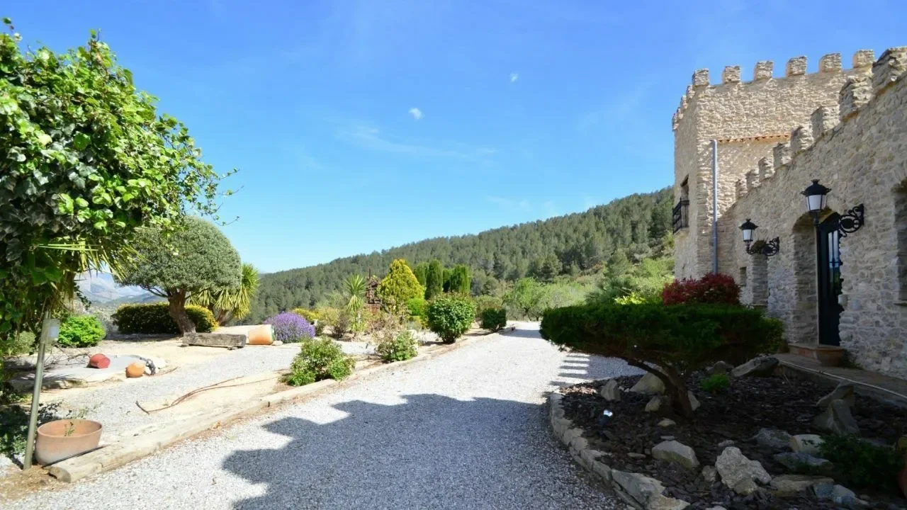 Property photo 9