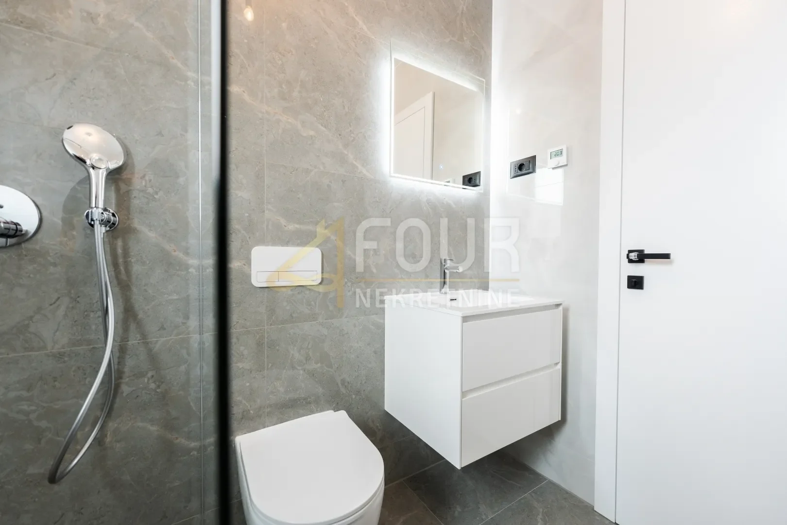 Gallery photo 10