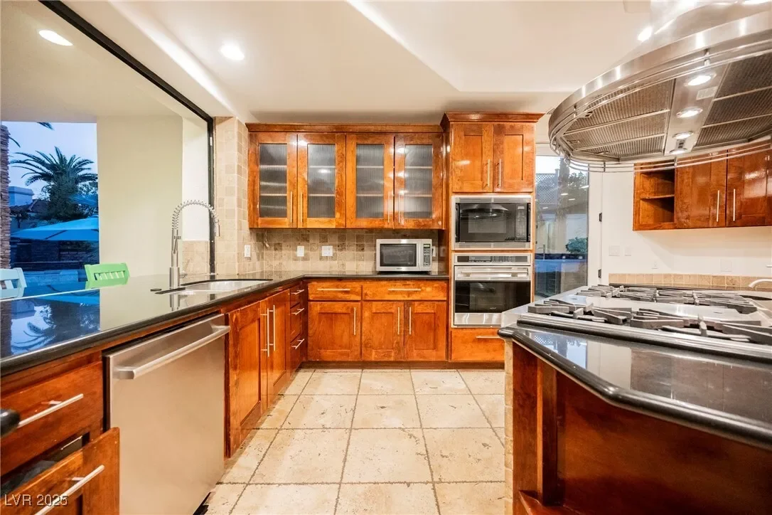 5101 Mountain Foliage Drive, Las Vegas, Nevada, United States. - Photo 21