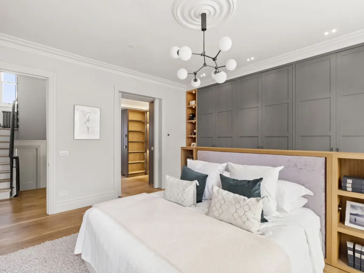 Lakeside Road, London, W14, London, England, United Kingdom. - Photo 11