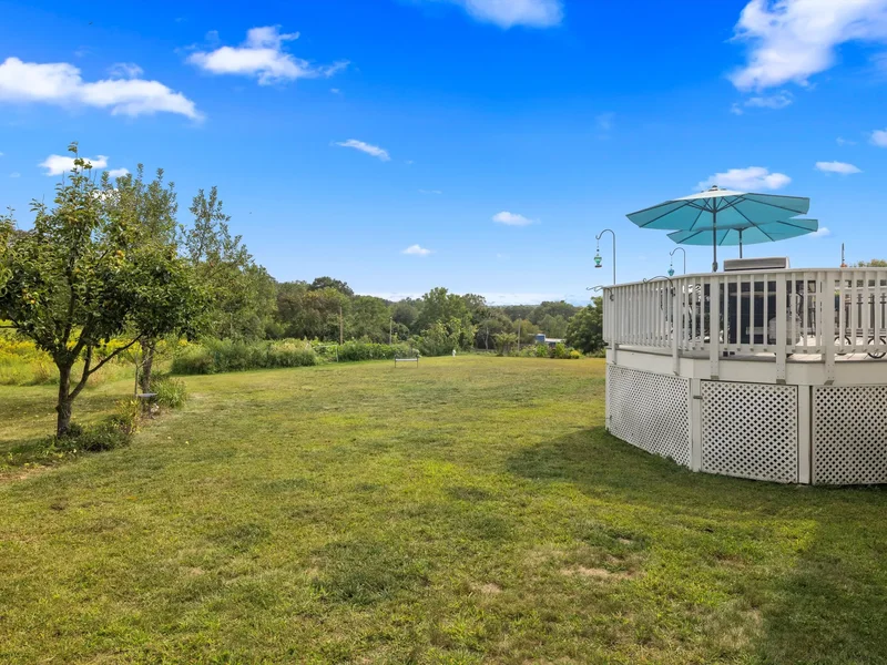 6 Wood St , Upton, MA 01568, Upton, Massachusetts, United States. - Photo 64